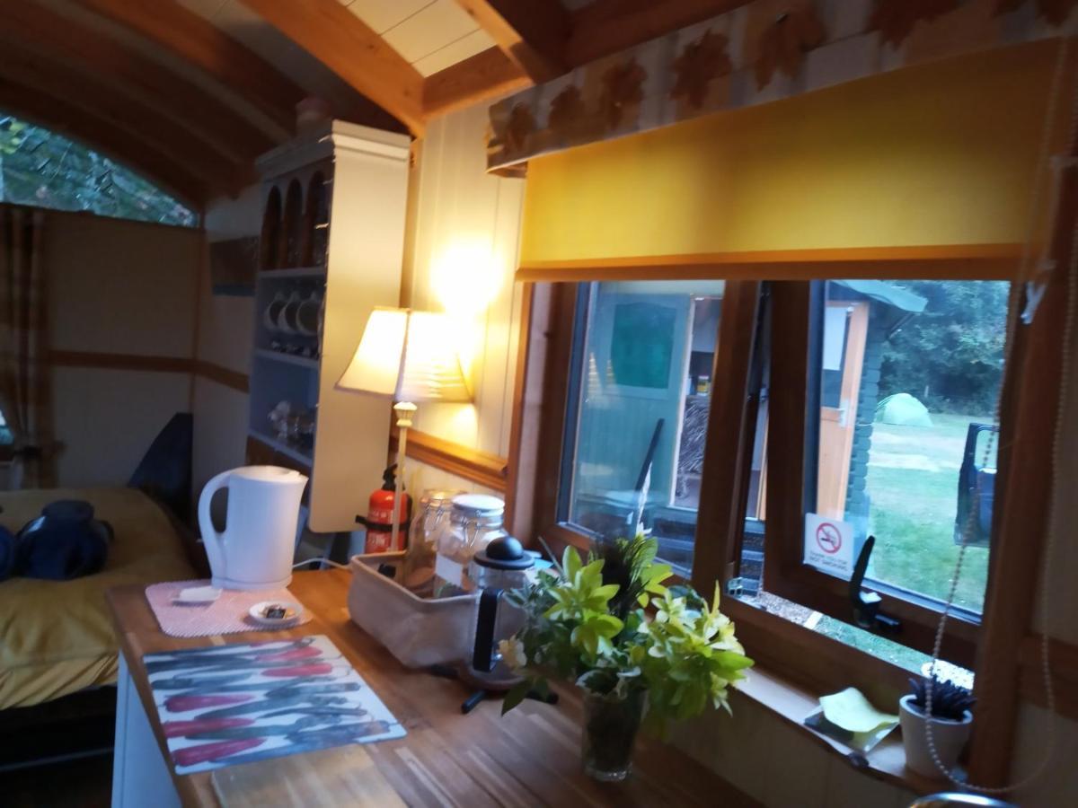 Glamping Malvern Shepherd Hut Buitenkant foto