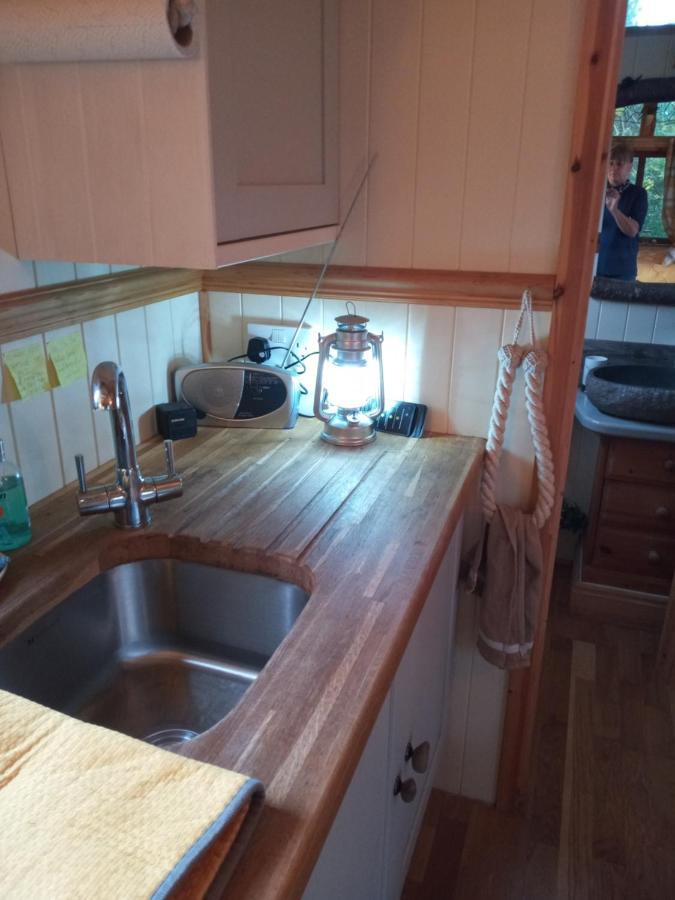 Glamping Malvern Shepherd Hut Buitenkant foto