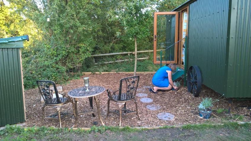 Glamping Malvern Shepherd Hut Buitenkant foto