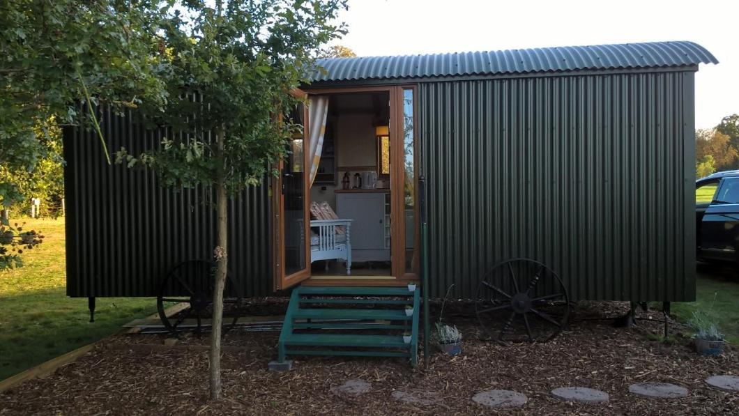 Glamping Malvern Shepherd Hut Buitenkant foto
